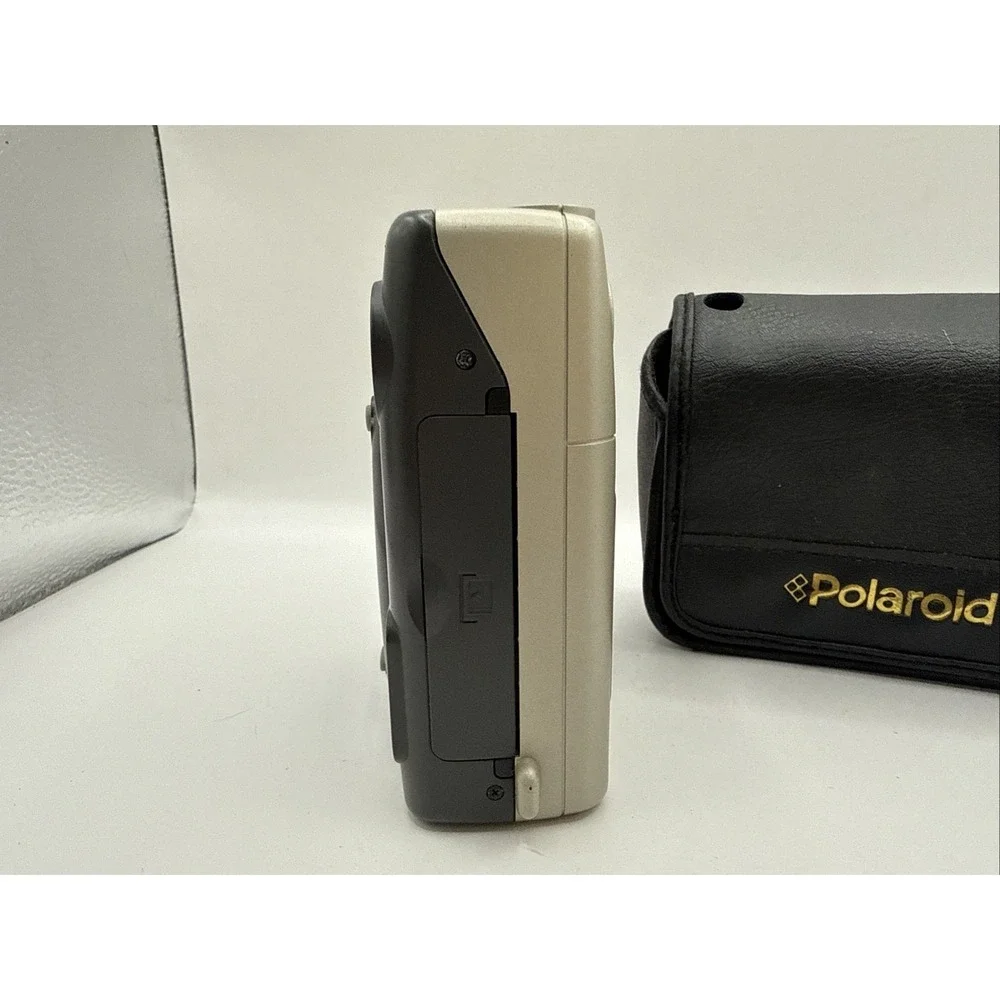 Polaroid PDC700 Digital Camera Silver Gray LCD Screen Built in Flash works
